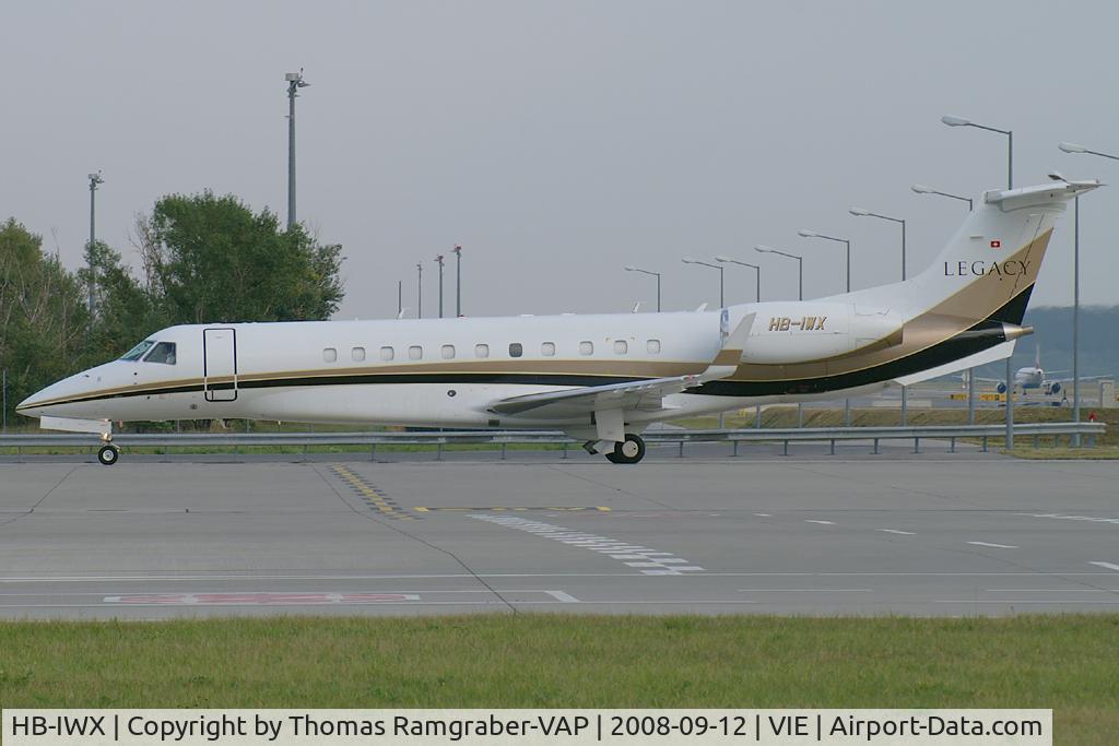 HB-IWX, 2004 Embraer EMB-135BJ Legacy 600 C/N 14500841, Cirrus Swiss Eagle Embraer 135
