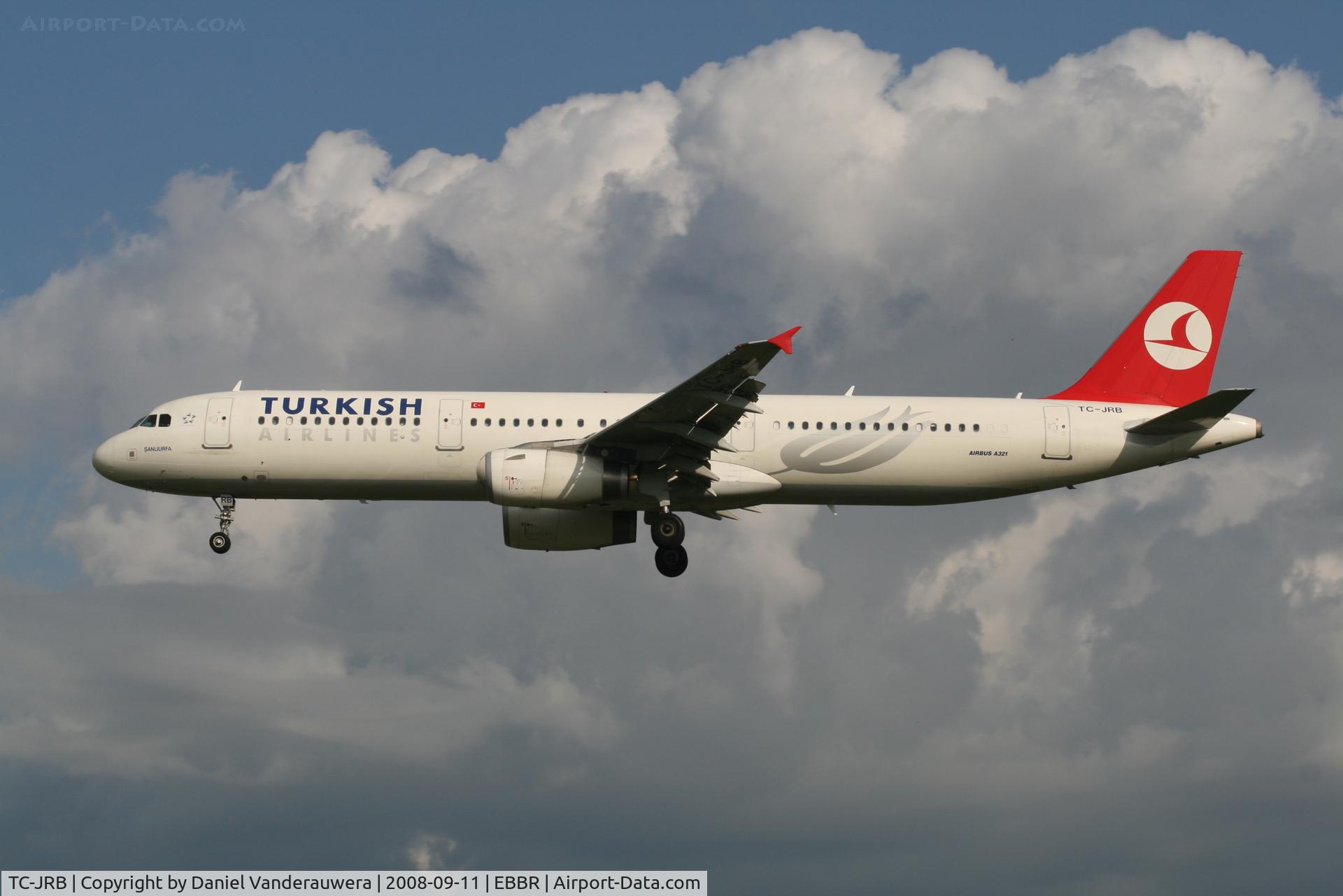 TC-JRB, 2006 Airbus A321-231 C/N 2868, arrival of flight TK1937 to rwy 25L