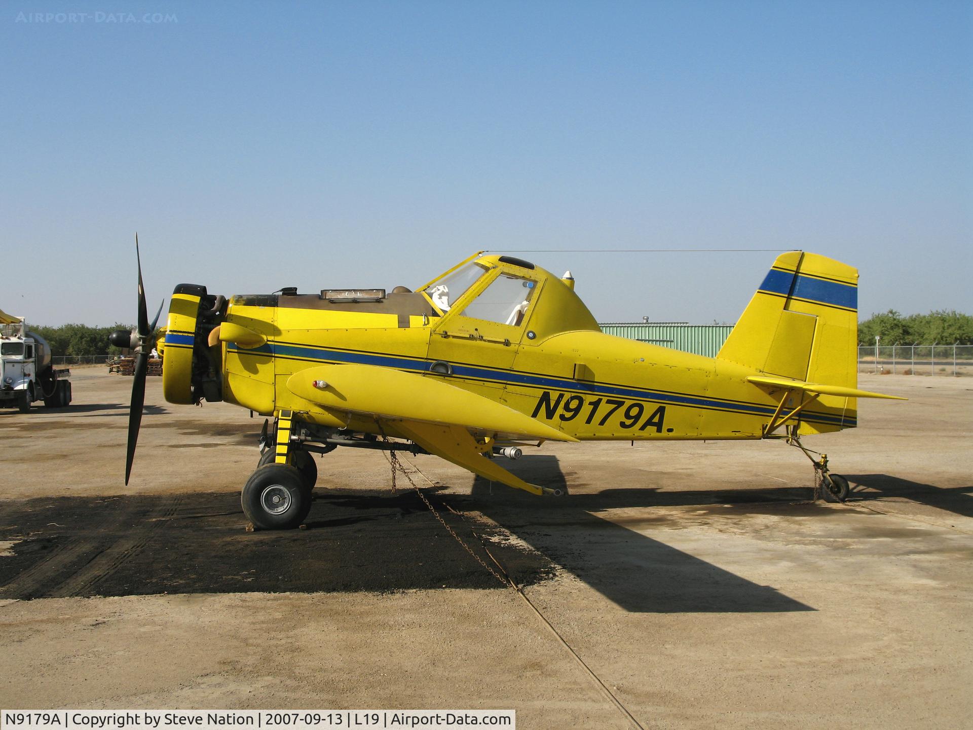 N9179A, 1993 Air Tractor Inc AT-401 C/N 401-0904, Tri-Star Agrinautics 1993 Air Tractor Inc AT-401 rigged as sprayer @ Wasco, CA