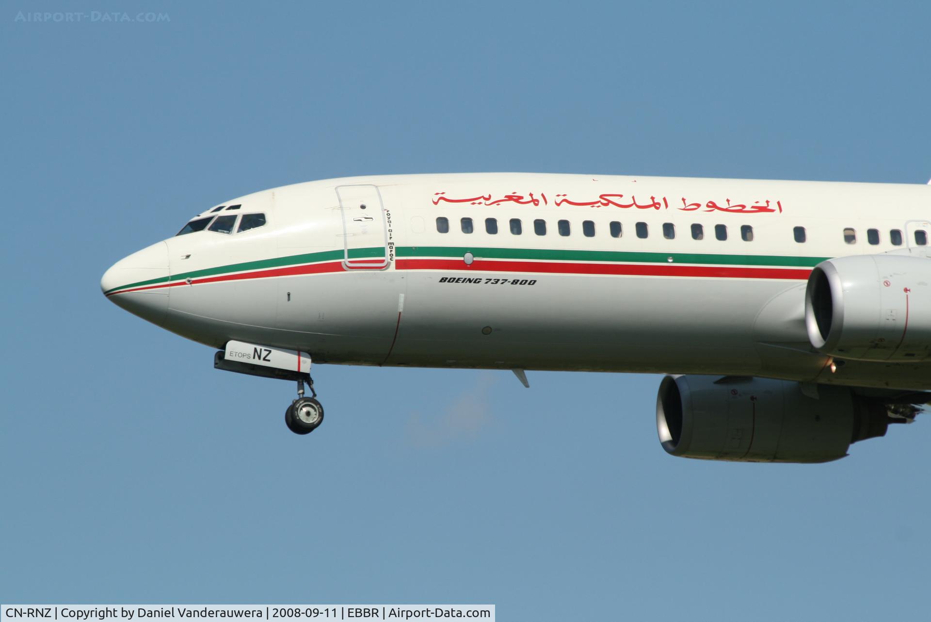 CN-RNZ, 2002 Boeing 737-8B6 C/N 33058, flight AT838 is descending to rwy 25L