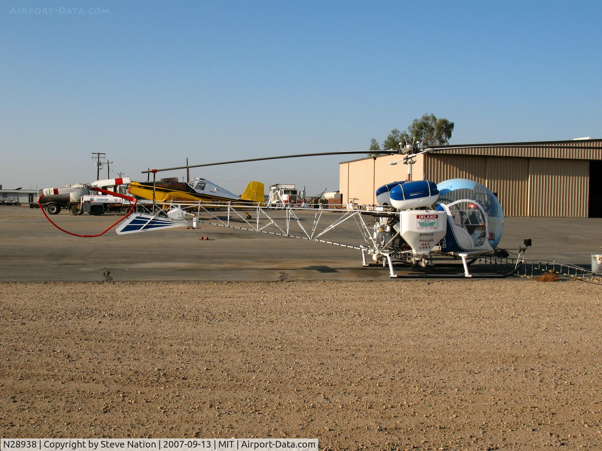 N28938, 1970 Bell 47G-4A C/N 7728, Inland Crop Dusters 1970 Bell 47G-4A as sprayer and in non-standard colors @ Shafter, CA