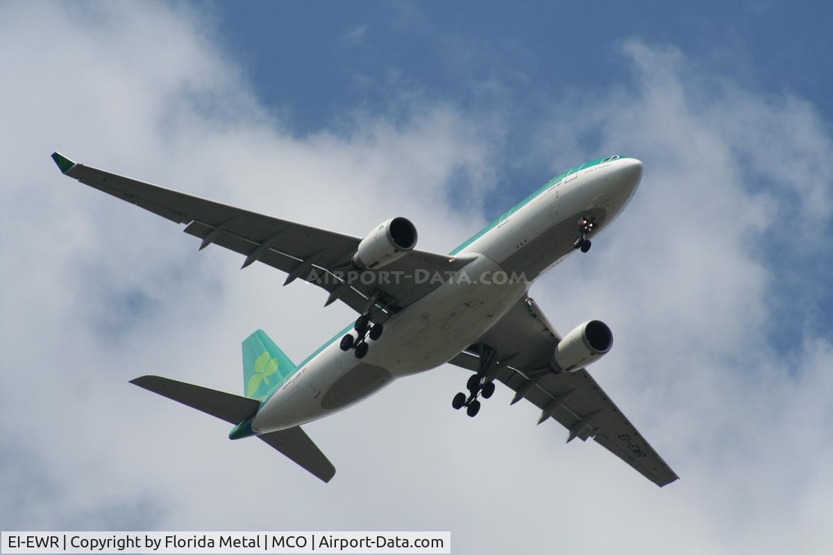 EI-EWR, 2000 Airbus A330-202 C/N 330, Aer Lingus A330-200 arriving from DUB