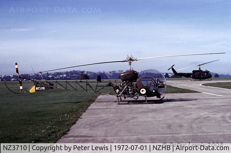 NZ3710, 1970 Bell 47G-3B2 Sioux C/N 6812, RNZAF
