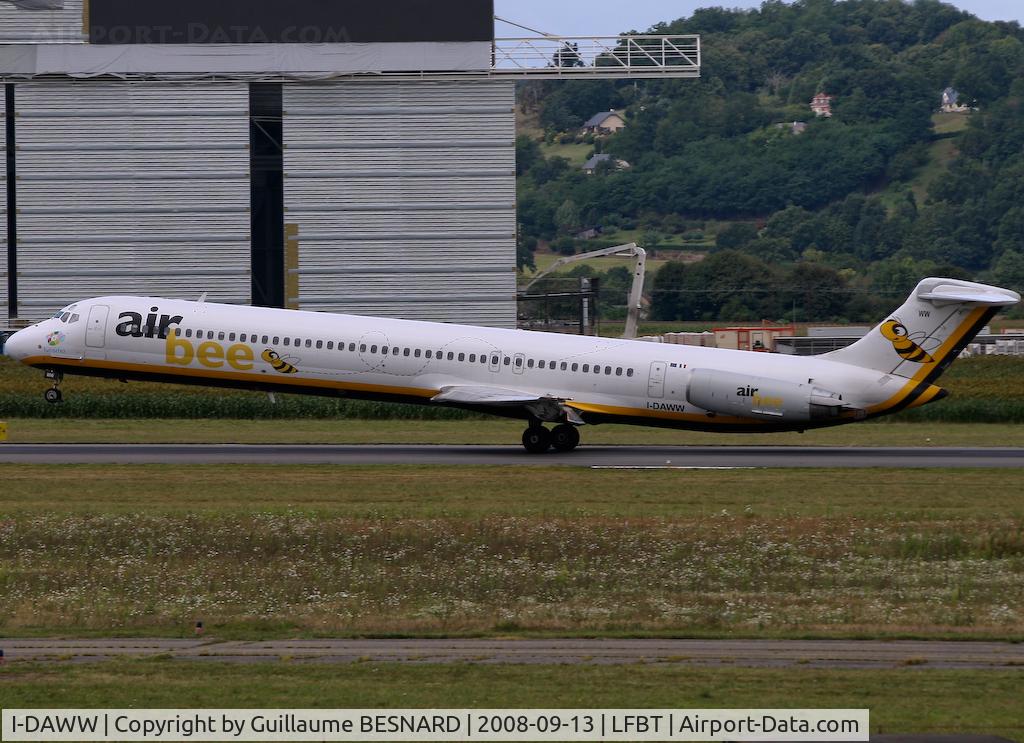 I-DAWW, 1985 McDonnell Douglas MD-82 (DC-9-82) C/N 49212, Landing 20 @ Tarbes