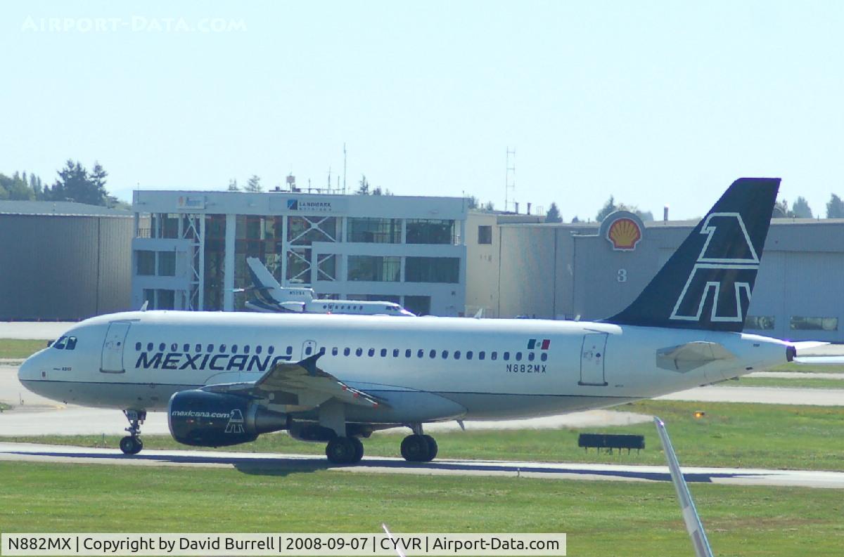 N882MX, 2003 Airbus A319-112 C/N 1882, Mexicano - Taxiing