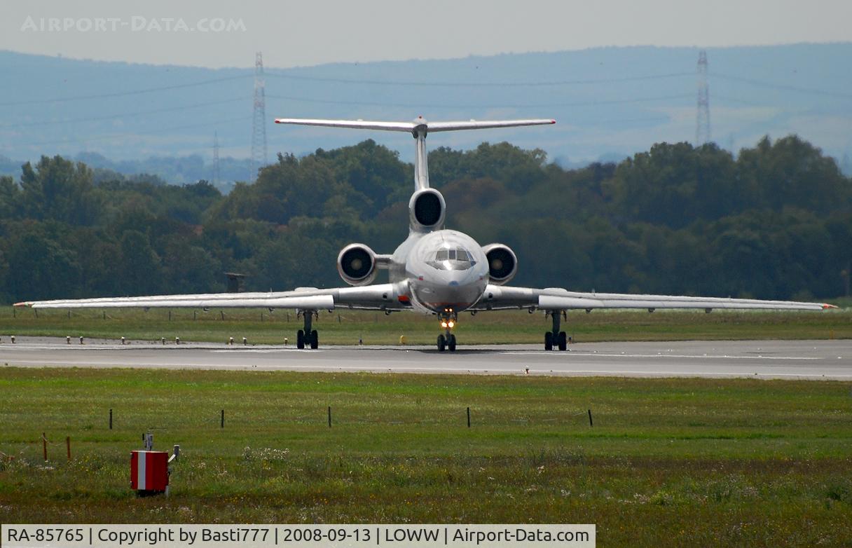 RA-85765, 1990 Tupolev Tu-154M C/N 90A765, Aeroflot with Tu154 in Vienna