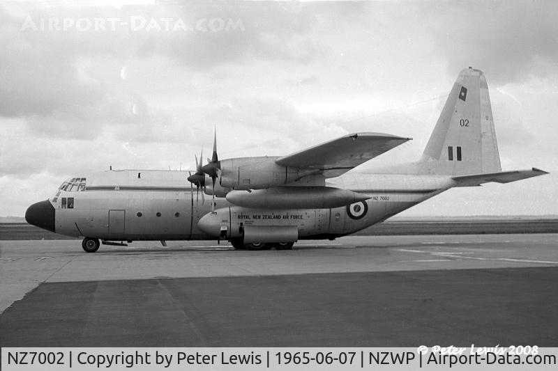 NZ7002, 1965 Lockheed C-130H Hercules C/N 382-4053, RNZAF