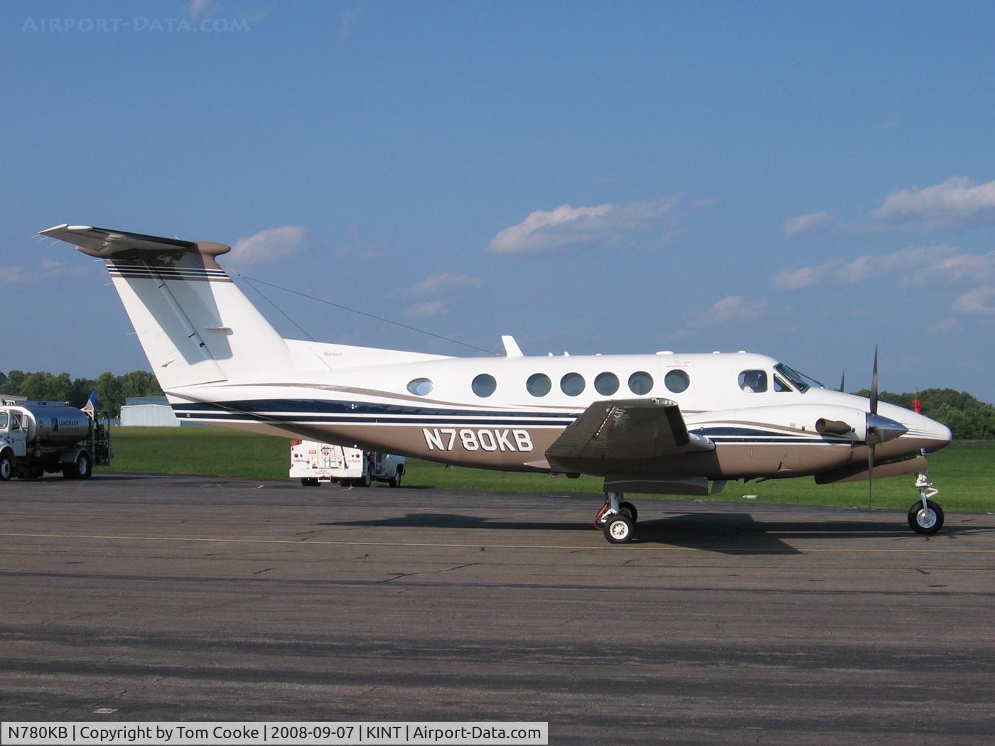 N780KB, 2006 Raytheon B200 King Air C/N BB-1924, B200