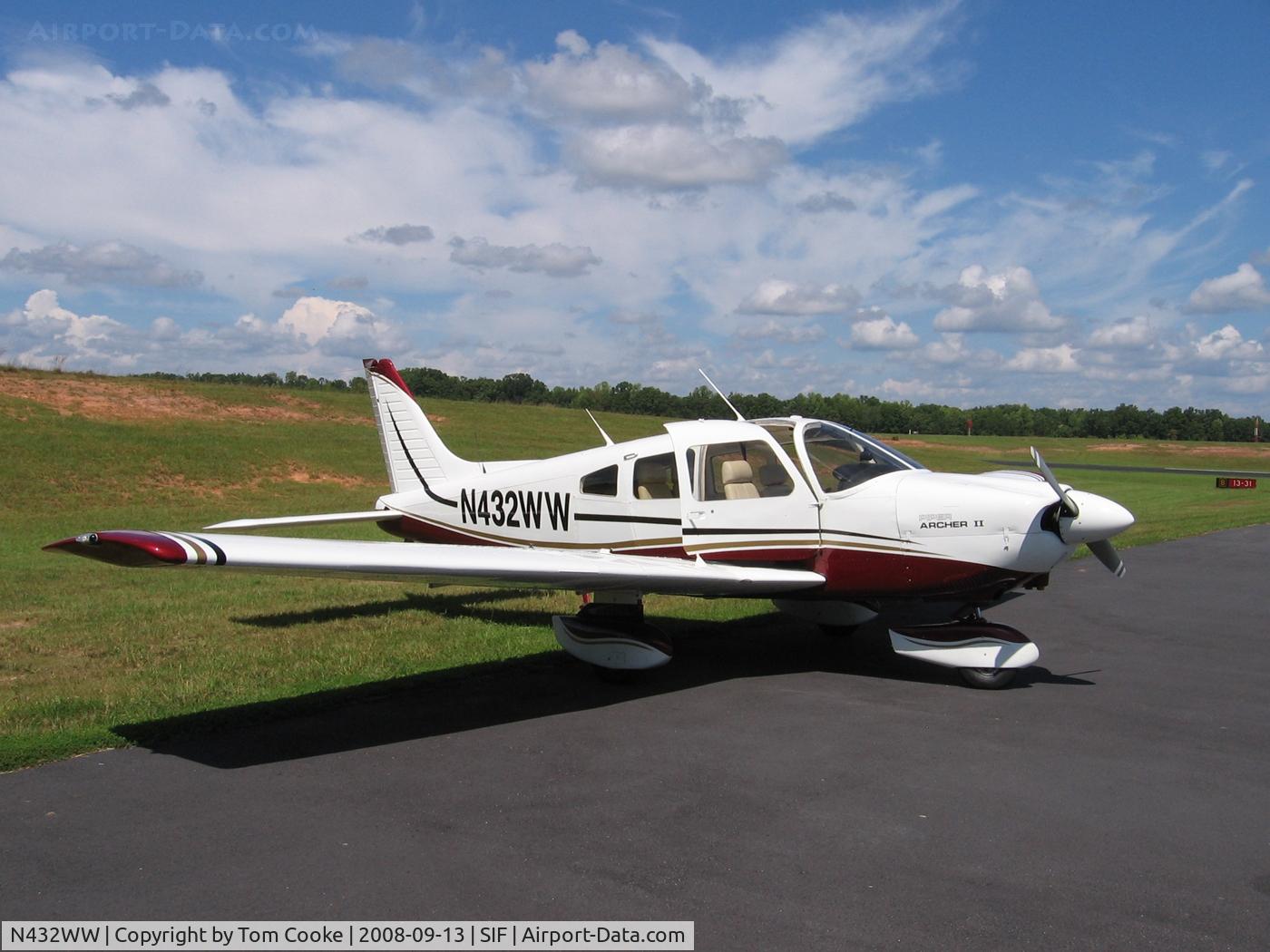 N432WW, 1982 Piper PA-28-181 Archer C/N 28-8390009, Piper Archer