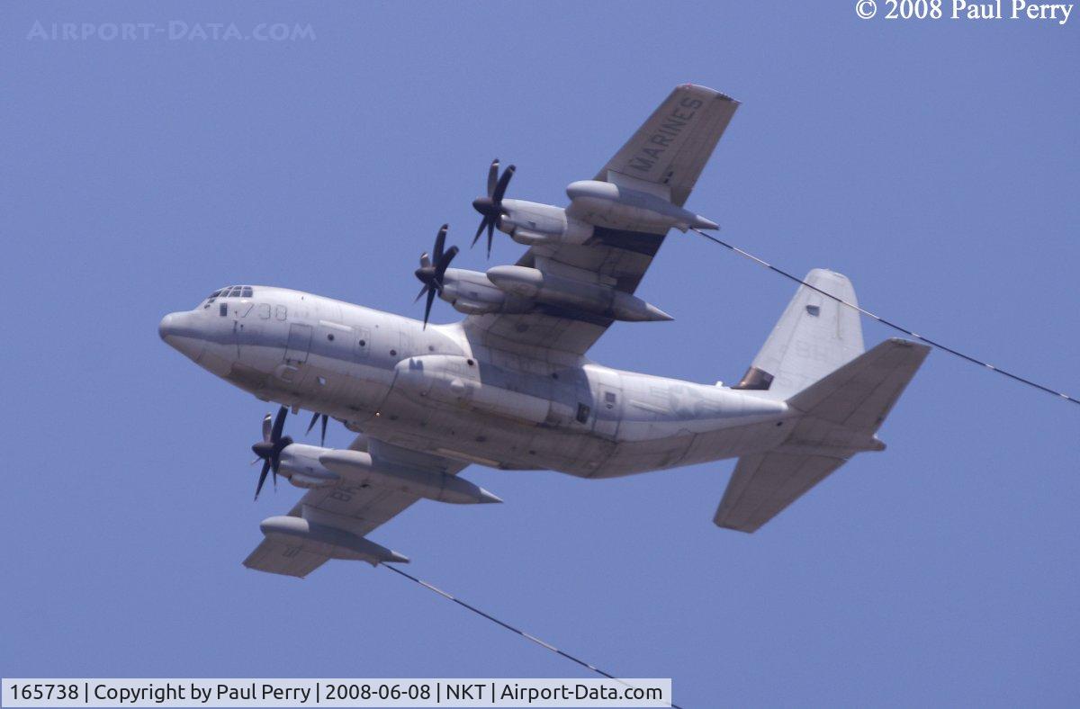 165738, 2001 Lockheed Martin KC-130J Hercules C/N 382-5506, Showing off at her home base