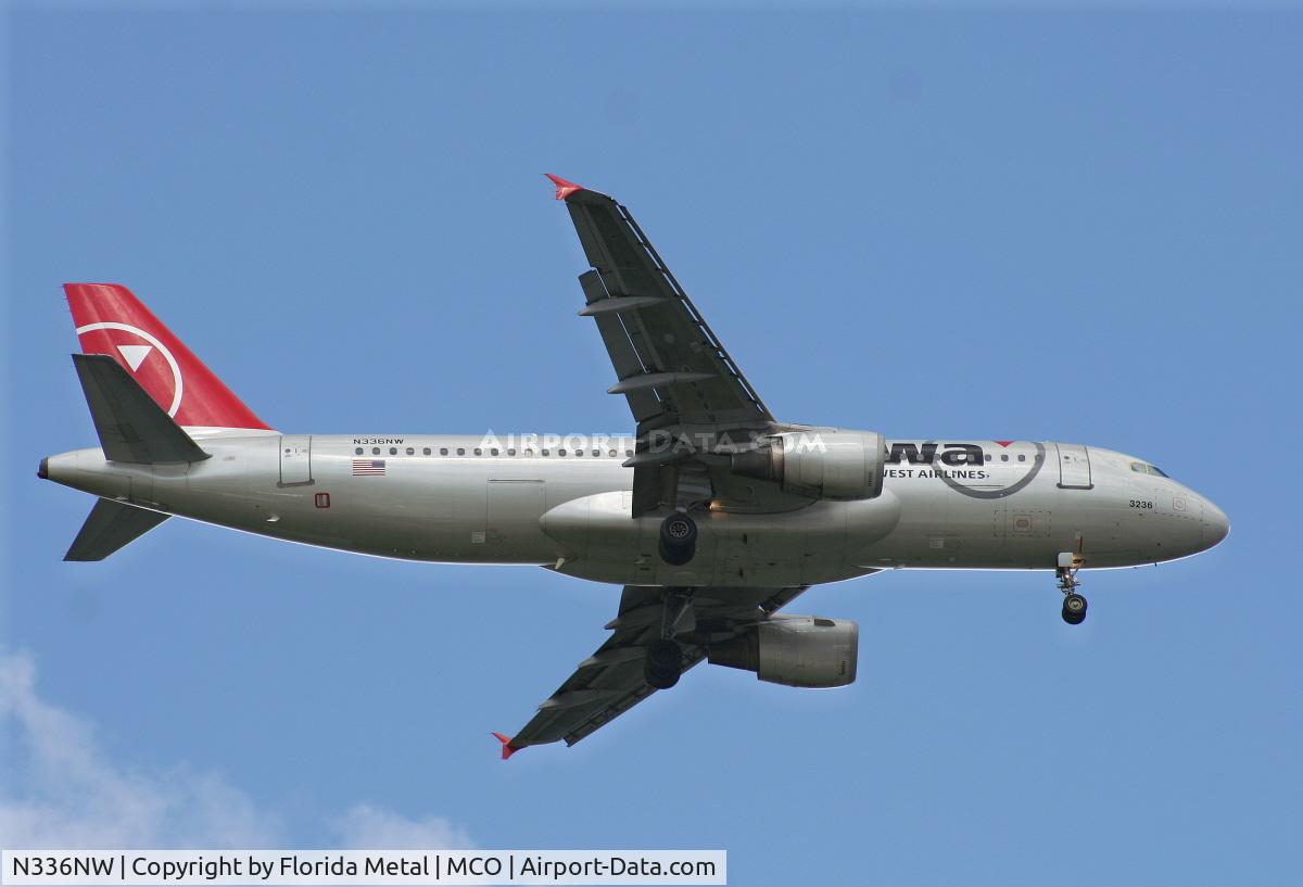 N336NW, 1992 Airbus A320-212 C/N 355, Northwest A320