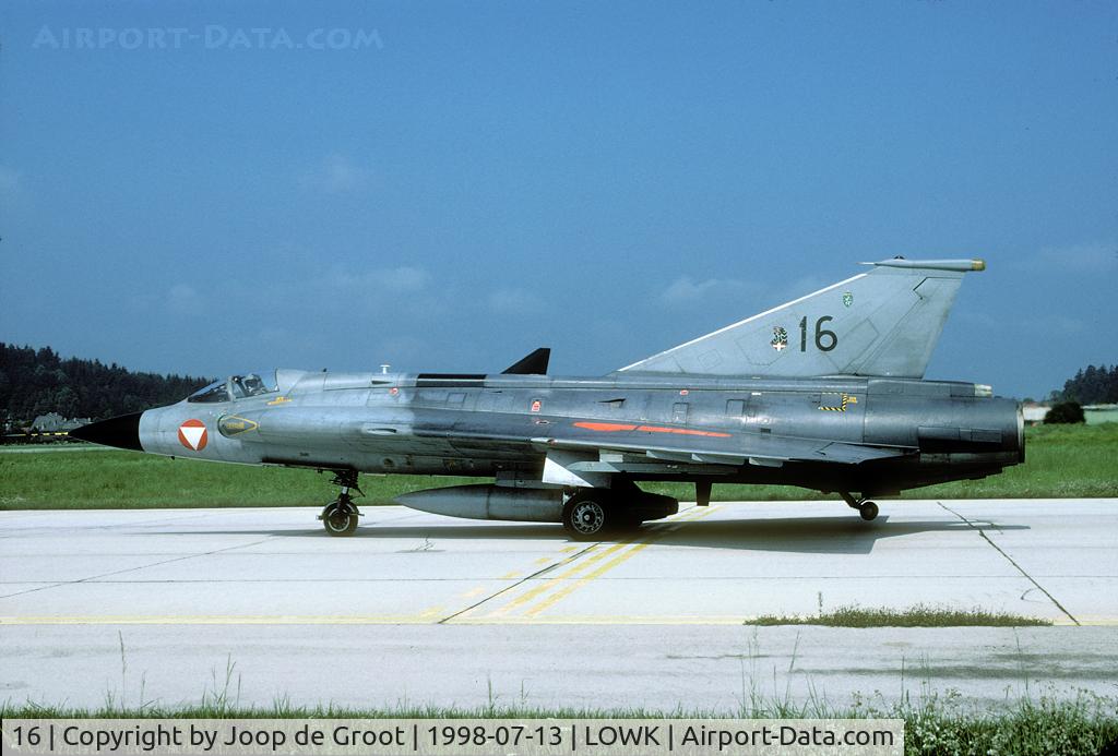 16, Saab J-35Oe MkII Draken C/N 35-1416, This Draken participated in the Klagenfurt air show in 1998. Here seen prior to departure.