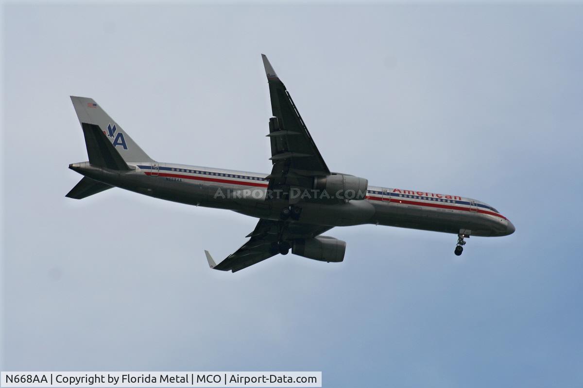 N668AA, 1992 Boeing 757-223 C/N 25333, American 757-200