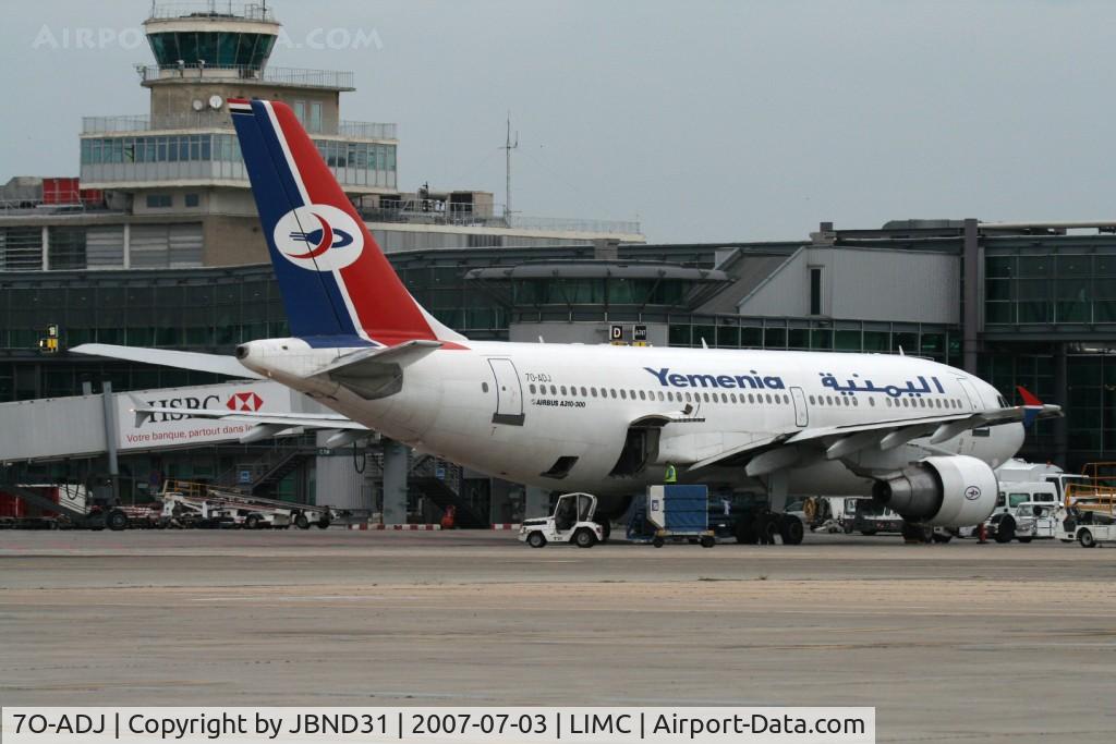 7O-ADJ, 1990 Airbus A310-324 C/N 535, A320-324