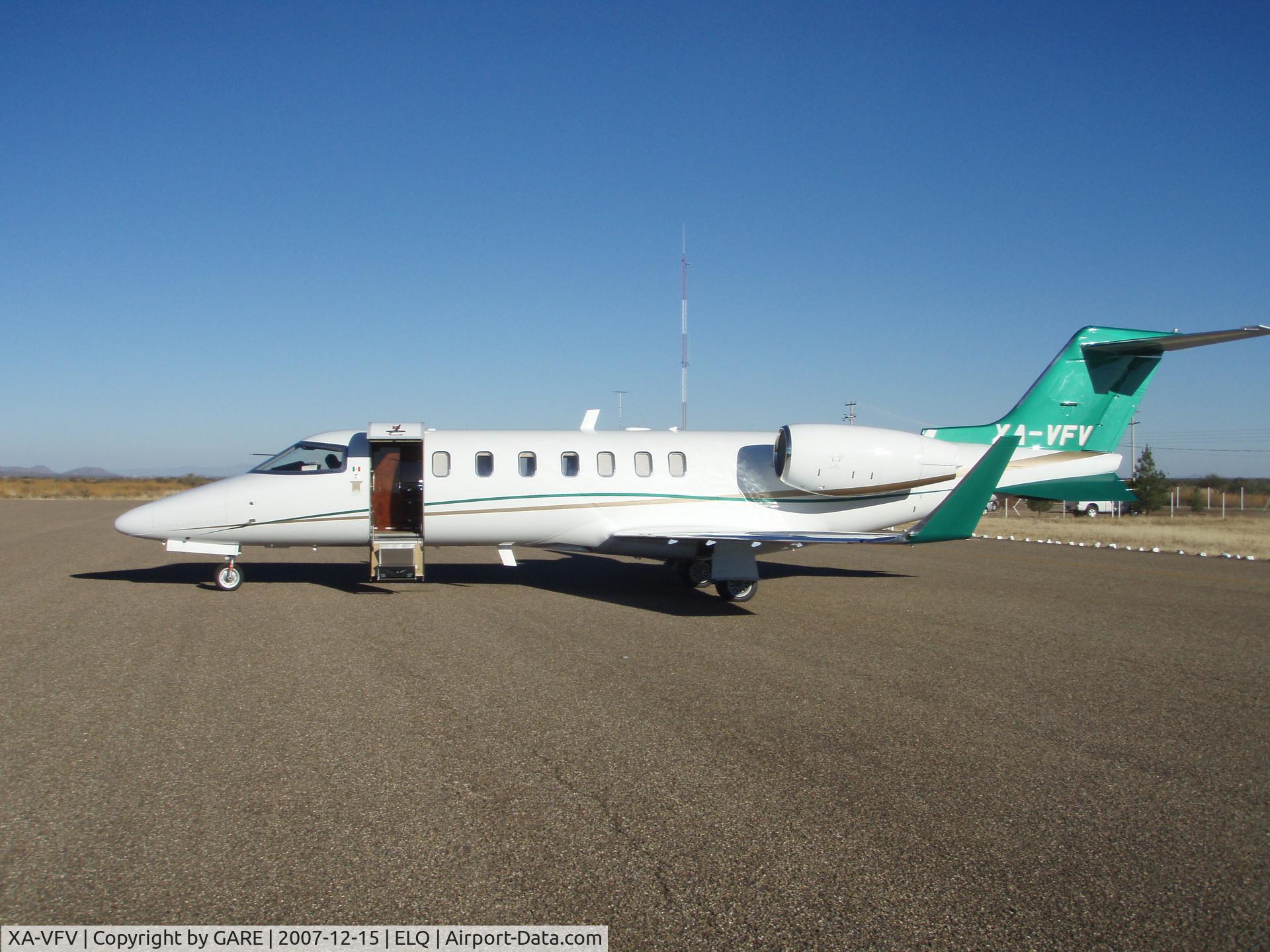XA-VFV, 2007 Learjet 40XR C/N 45-2077, MEXICAN-HARD-SURFACED