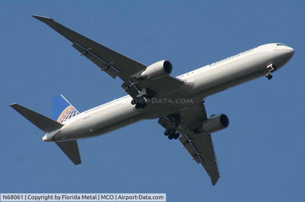 N68061, 2002 Boeing 767-424/ER C/N 29456, Continental 767-400