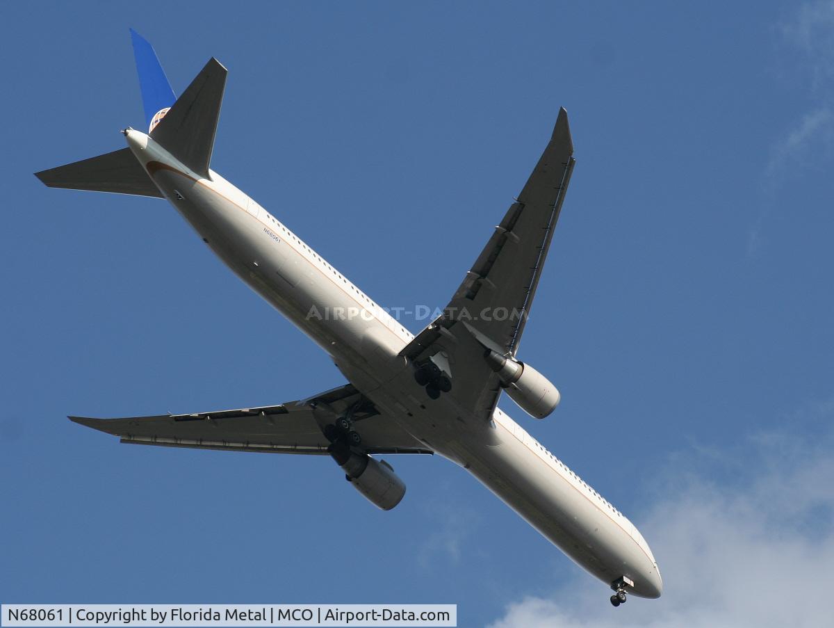 N68061, 2002 Boeing 767-424/ER C/N 29456, Continental 767-400