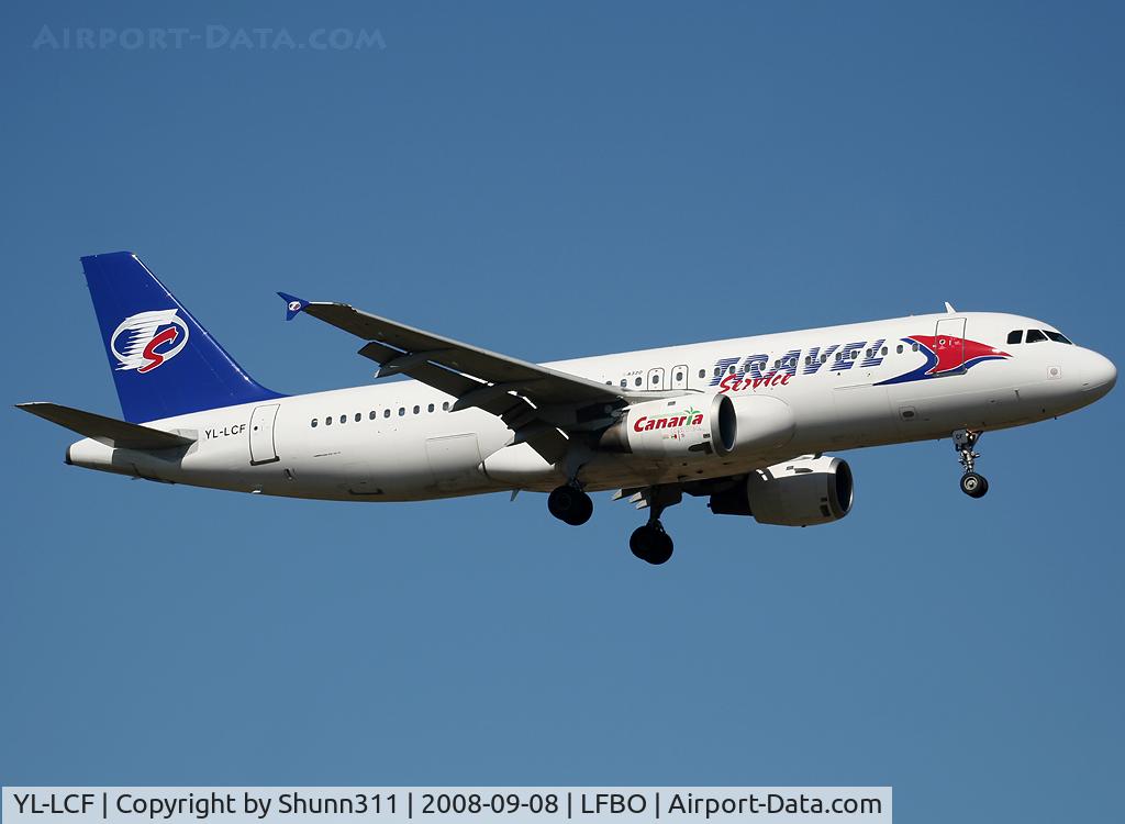 YL-LCF, 1993 Airbus A320-212 C/N 446, Landing rwy 14R