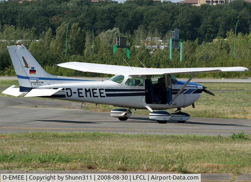 D-EMEE, 1952 Cessna 170B C/N 25390, On refuelling...