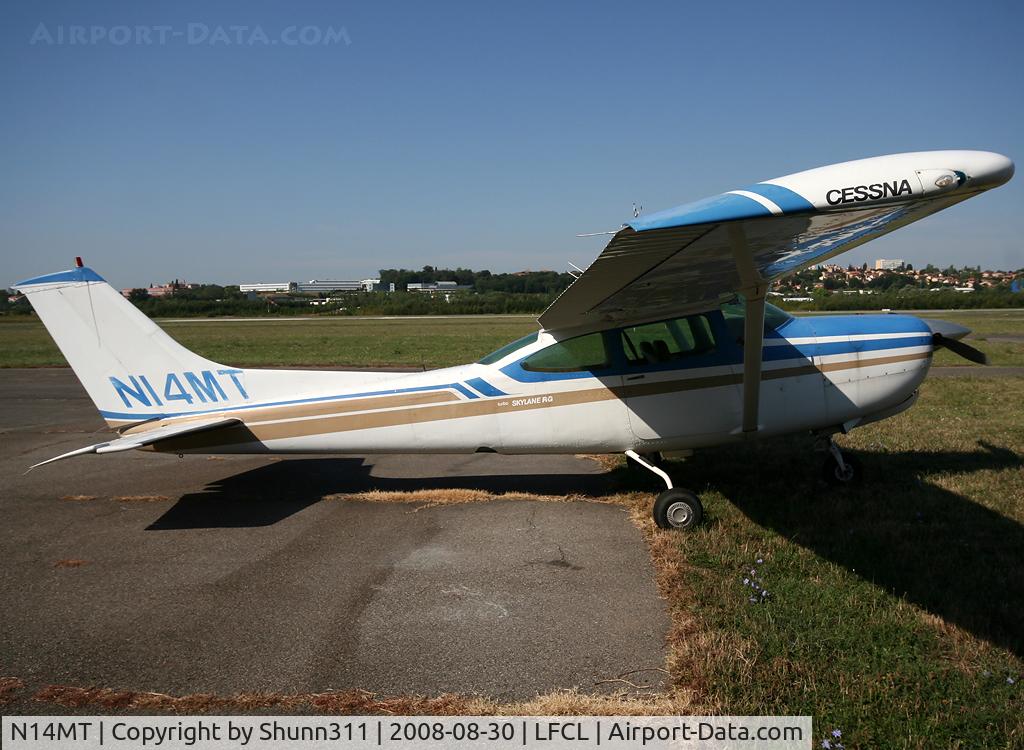 N14MT, 1979 Cessna TR182 Turbo Skylane RG C/N R18201227, Parked here after overhaul...