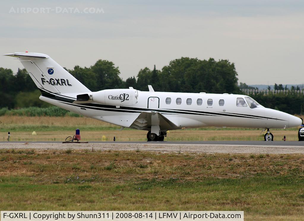 F-GXRL, 2001 Cessna 525A CitationJet CJ2 C/N 525A-0019, Arriving from flight...