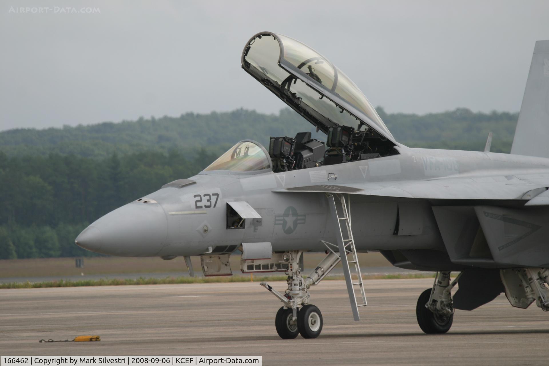 166462, Boeing F/A-18F Super Hornet C/N F097, Westover ARB 2008