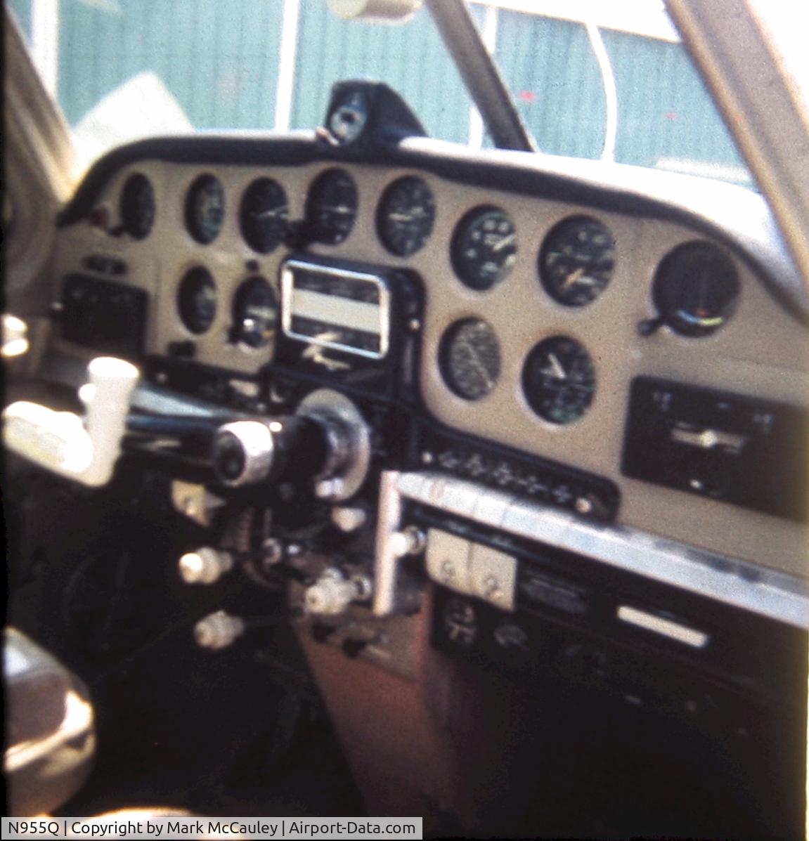 N955Q, 1962 Beech N35 Bonanza C/N D-6835, C. 1971 - Instrument Panel