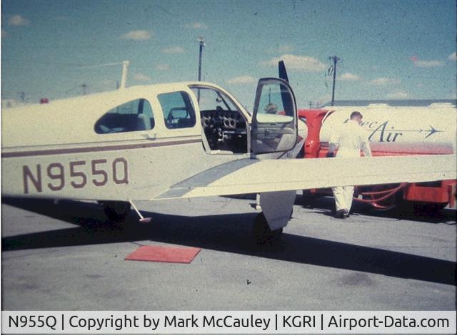 N955Q, 1962 Beech N35 Bonanza C/N D-6835, C. 1971 - original paint