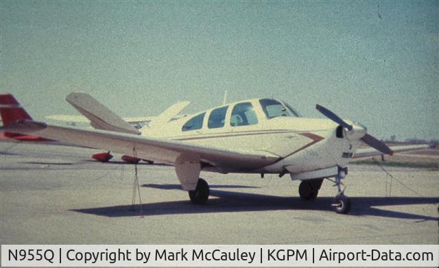 N955Q, 1962 Beech N35 Bonanza C/N D-6835, C. 1971 - original paint