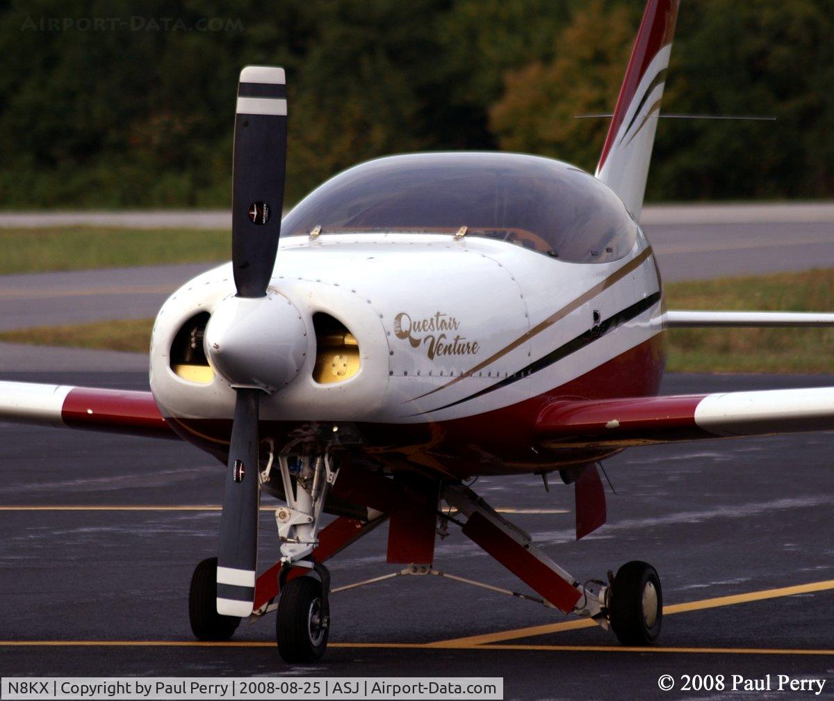 N8KX, 1992 Questair Venture 20 C/N 37, Tidy package, and check out that gear!