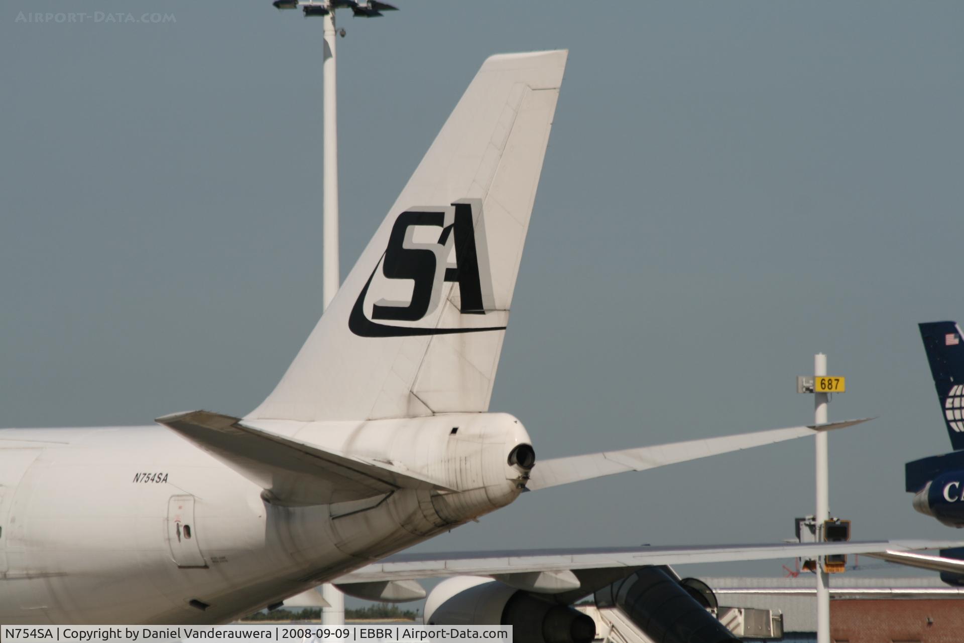 N754SA, 1978 Boeing 747-228F/SCD C/N 21576, Parked on apron