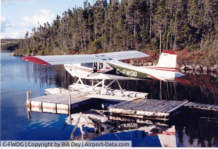 C-FWDG, 2000 Murphy Rebel C/N R643, A quiet autumn afternoon at Camp Pond