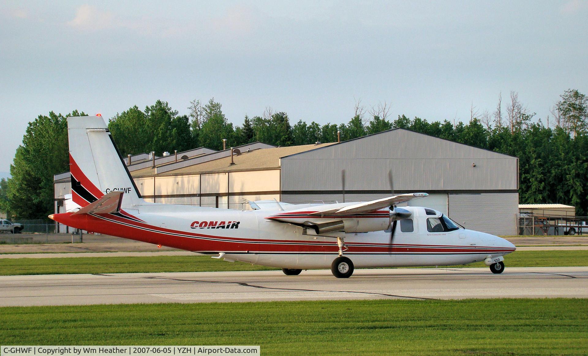C-GHWF, 1973 Rockwell 690A Turbo Commander Turbo Commander C/N 11134, landing