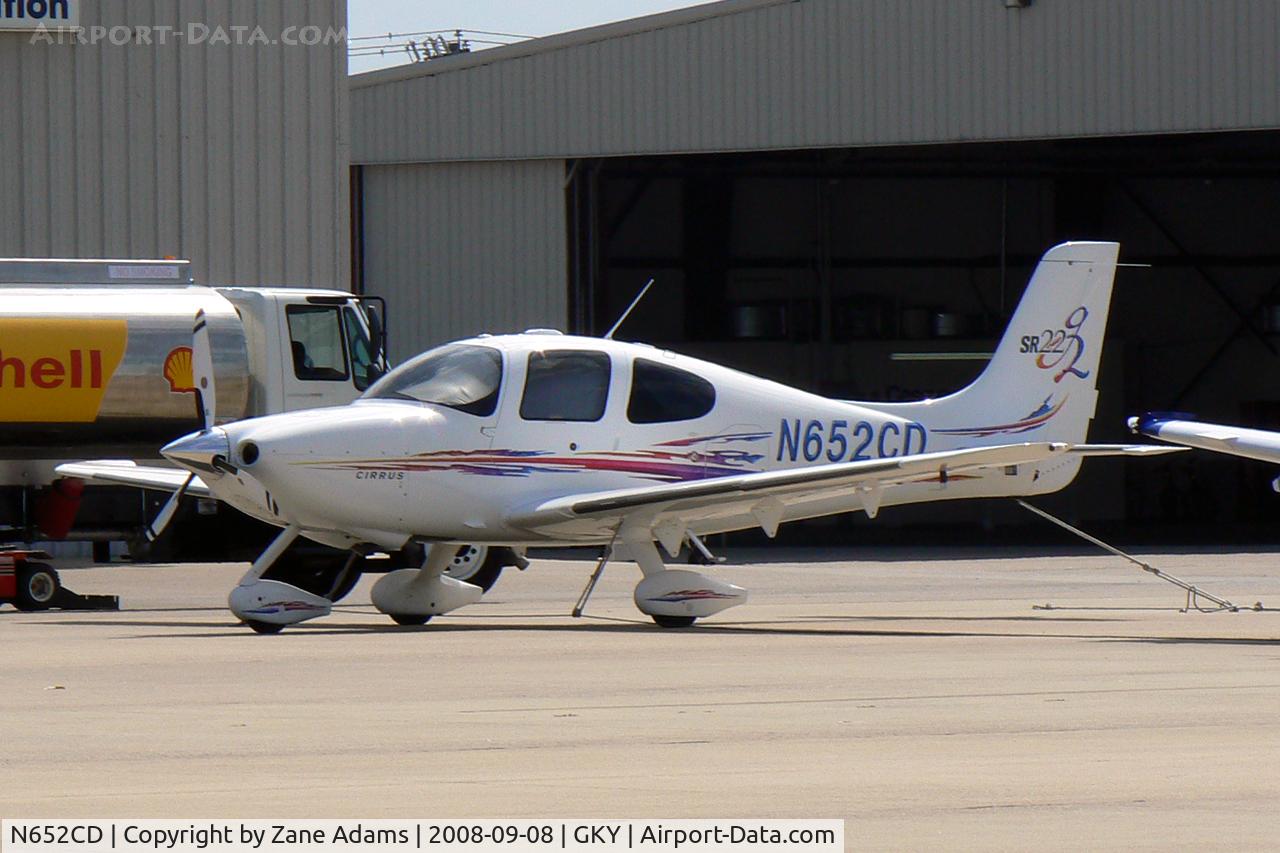 N652CD, 2006 Cirrus SR22 C/N 1794, At Arlington Municipal