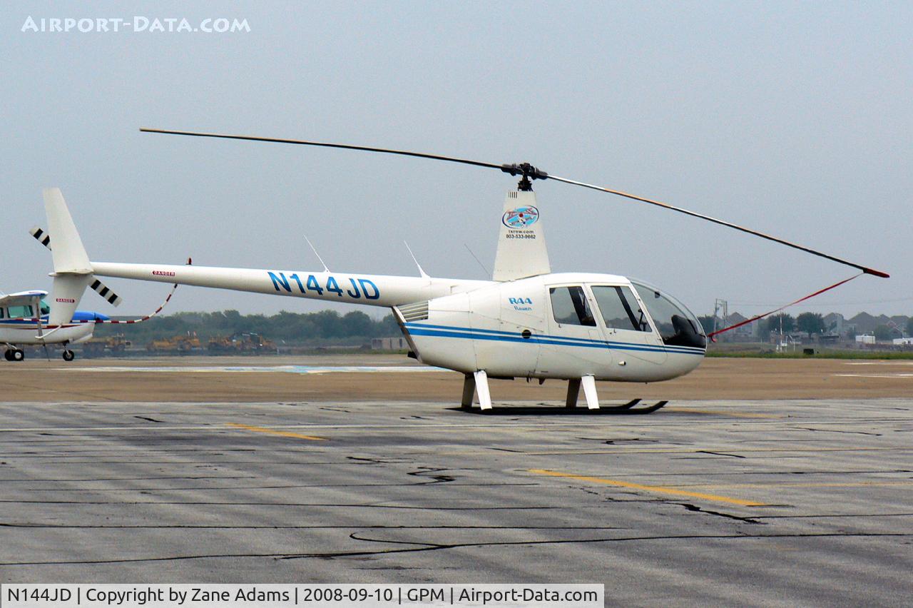 N144JD, 2000 Robinson R44 C/N 0938, At Grand Prairie Municipal