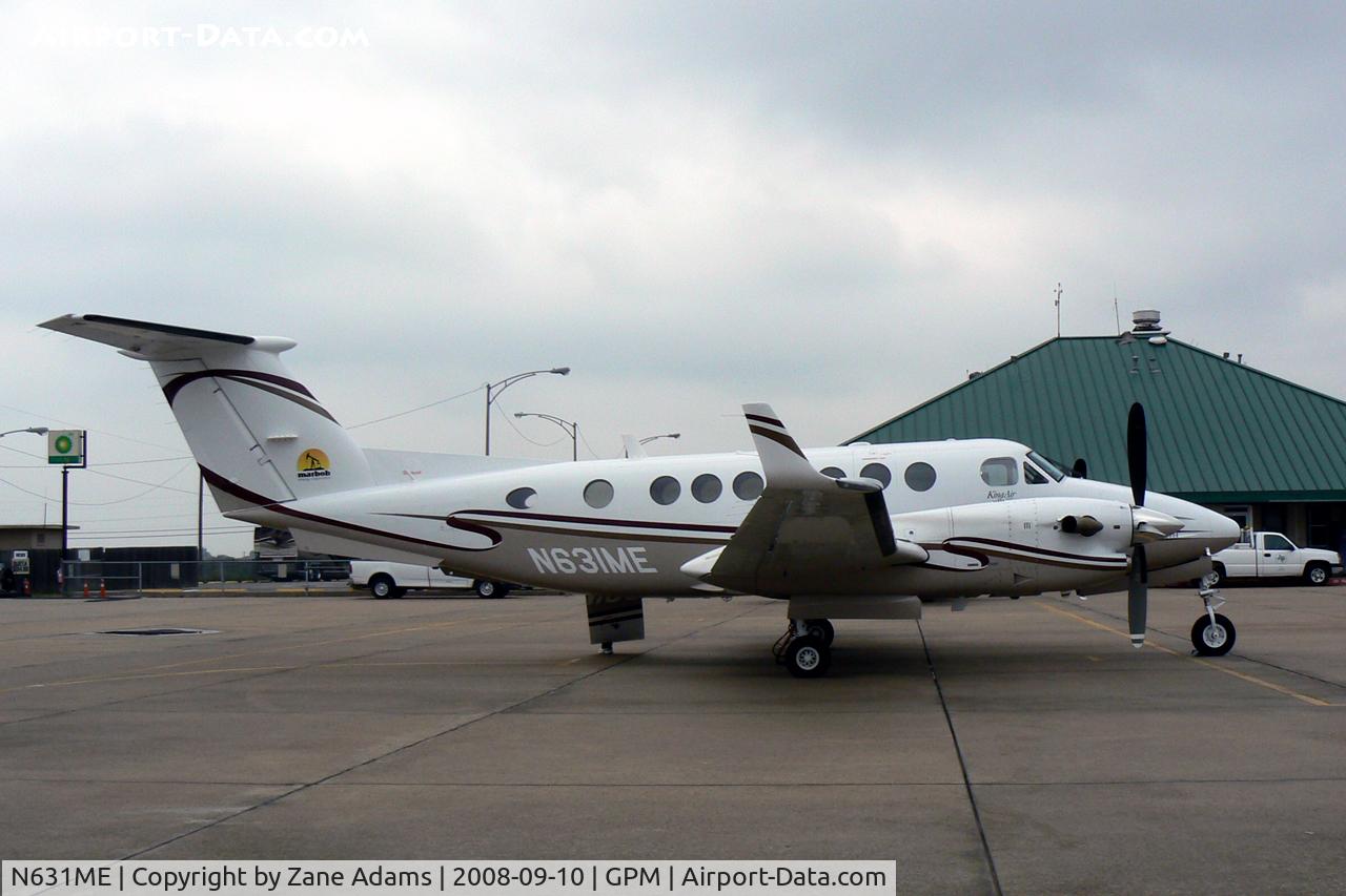 N631ME, Raytheon Aircraft Company B300 C/N FL-430, At Grand Prairie Municipal