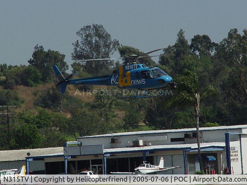 N315TV, 1994 Eurocopter AS-350BA Ecureuil C/N 2822, News crew landing at Brackett