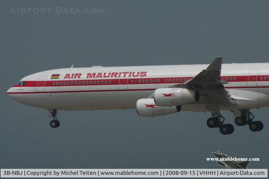 3B-NBJ, 2006 Airbus A340-313E C/N 800, Air Mauritius