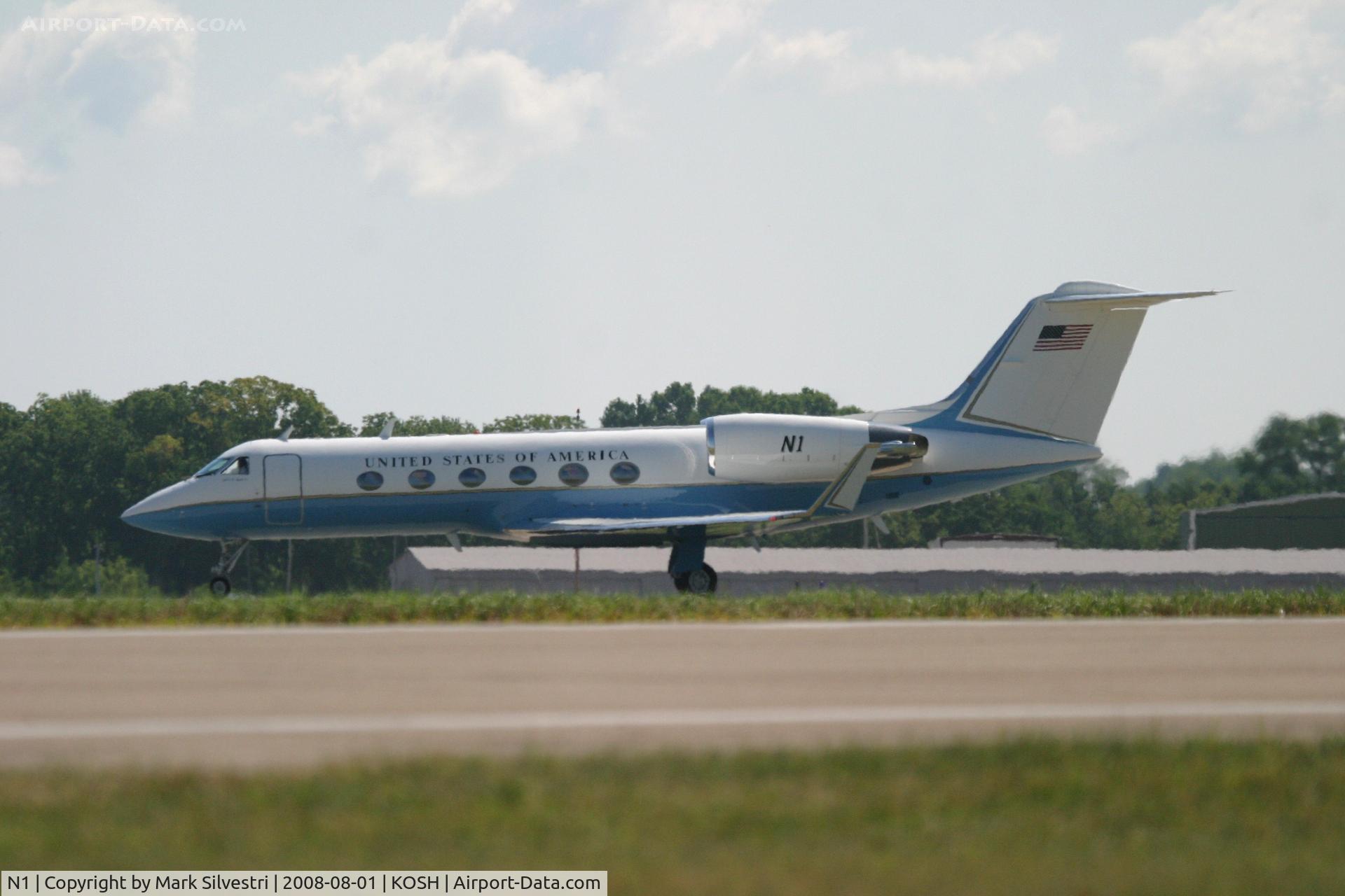 N1, 1988 Gulfstream Aerospace G-IV C/N 1071, Oshkosh 2008 - The FAA's Gulfstream G-IV