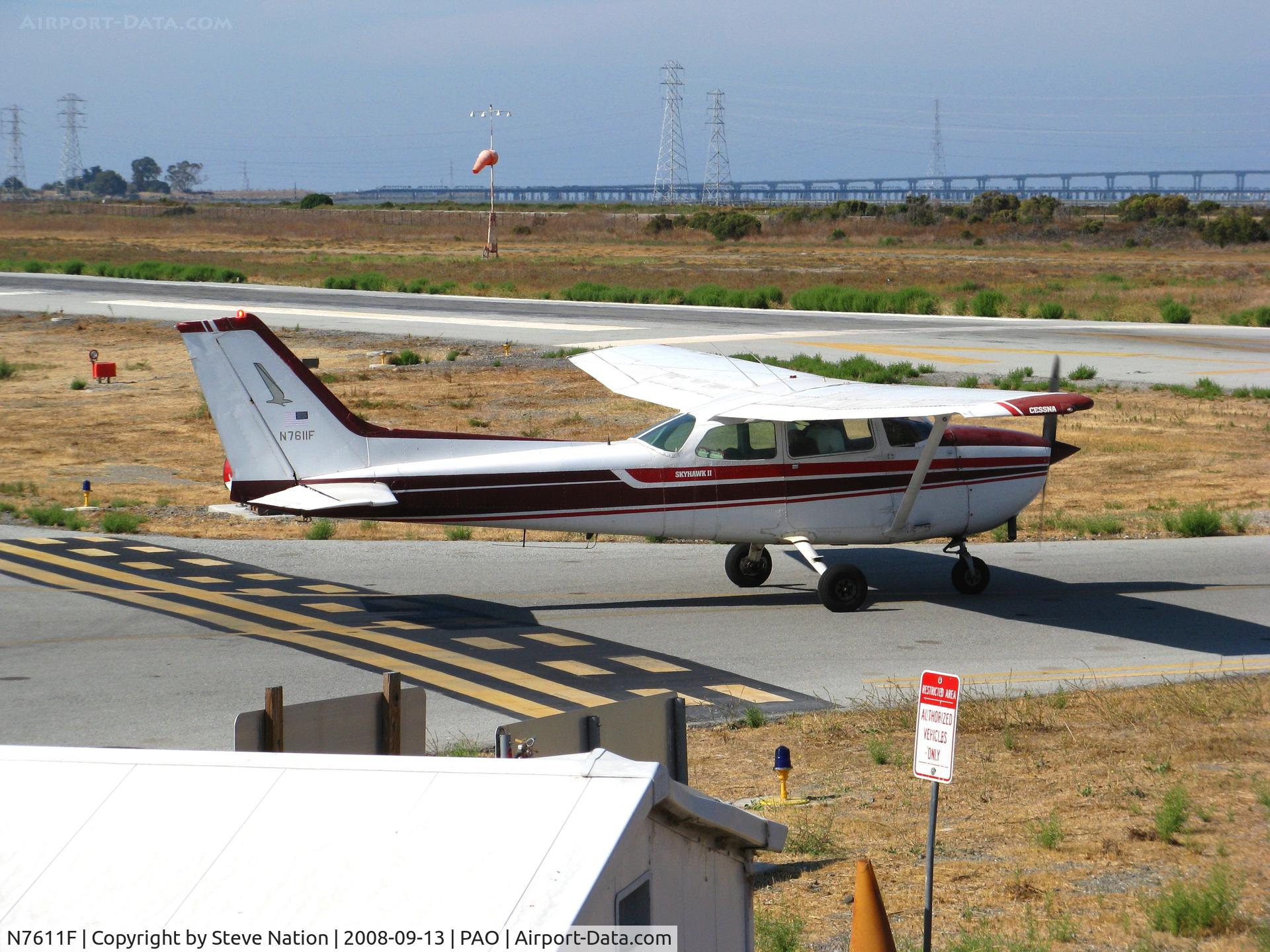N7611F, 1979 Cessna 172N C/N 17273269, 1979 Cessna 172N taxying for take-off @ Palo Alto, CA