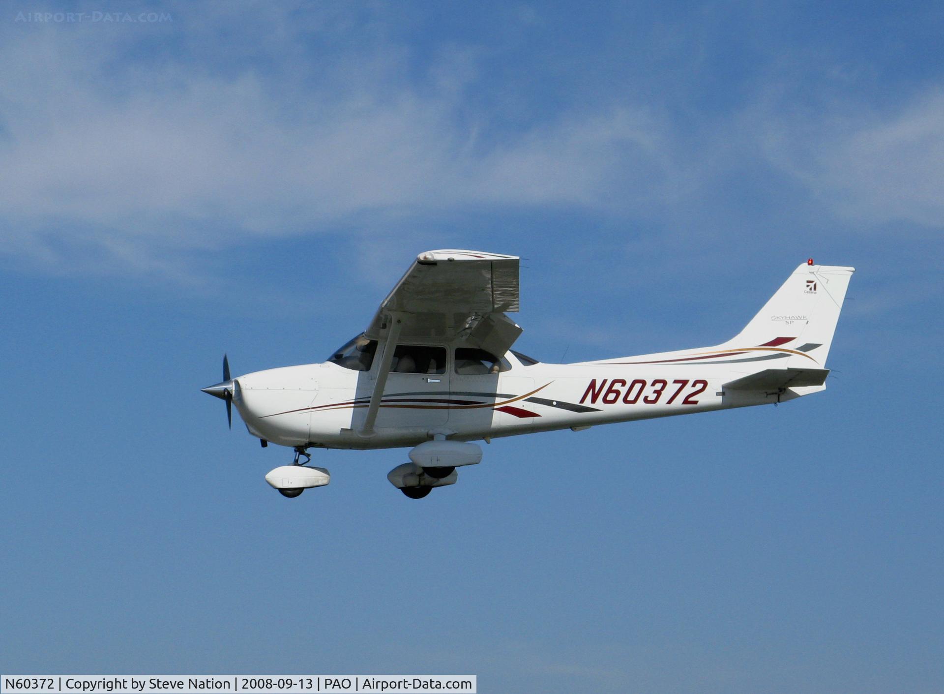 N60372, 2006 Cessna 172S C/N 172S10216, 2006 Cessna 172S landing @ Palo Alto, CA
