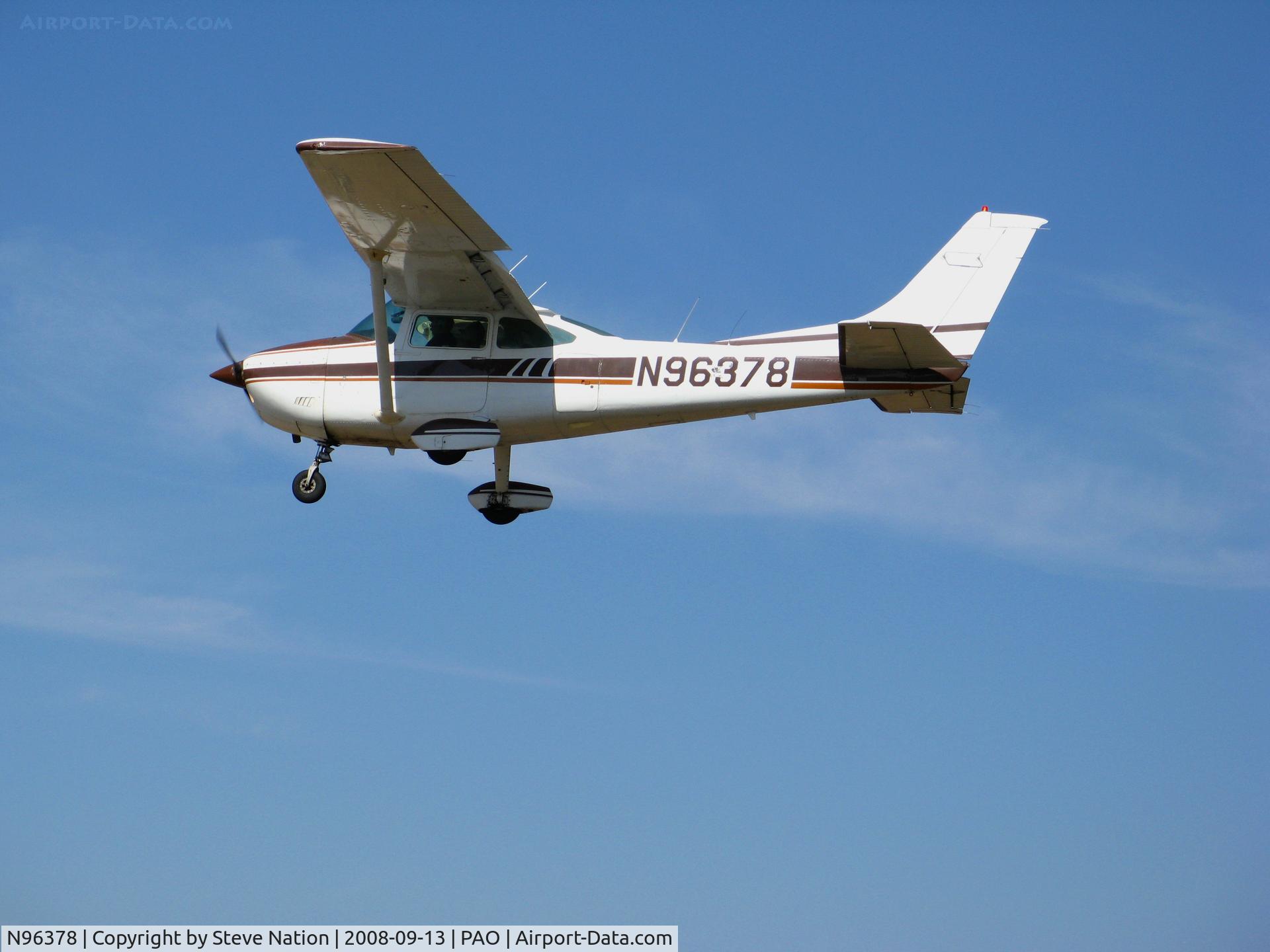 N96378, 1978 Cessna 182Q Skylane C/N 18266702, 1978 Cessna 182Q landing @ Palo Alto, CA