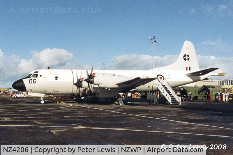 NZ4206, 1966 Lockheed P-3K2 Orion C/N 185B-5401, RNZAF - 1994