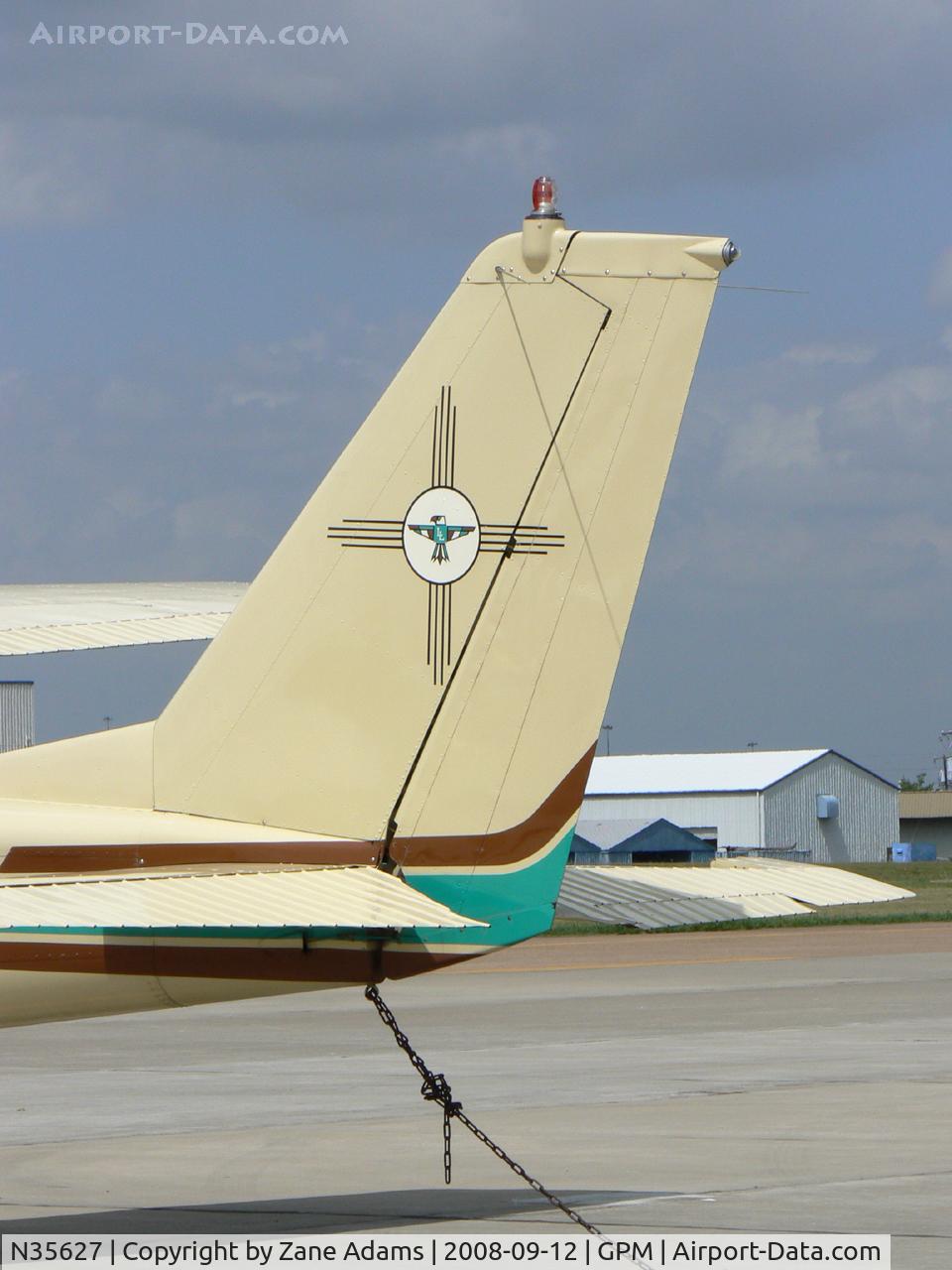 N35627, 1968 Cessna 172I C/N 17256872, At Grand Prairie Municipal