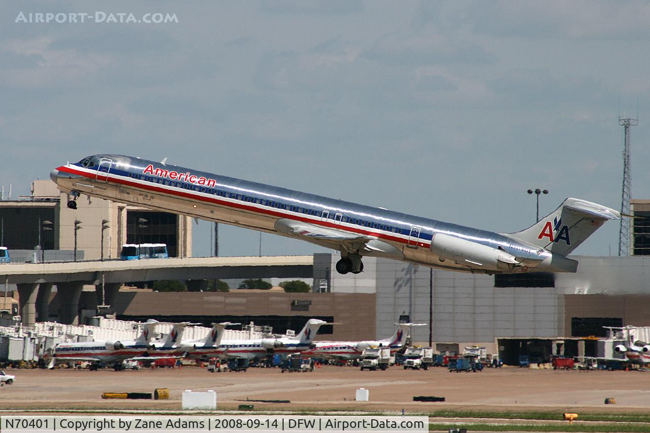 N70401, 1985 McDonnell Douglas MD-82 (DC-9-82) C/N 49312, American Airlines departing 36R at DFW