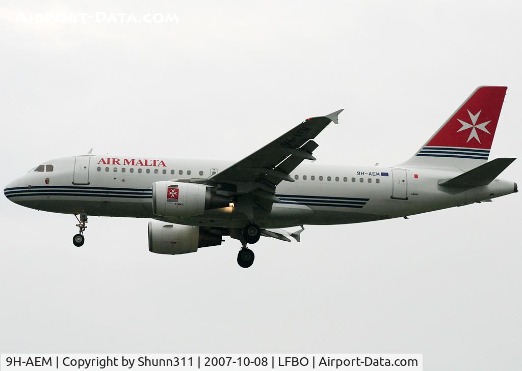 9H-AEM, 2005 Airbus A319-111 C/N 2382, Landing rwy 32L...