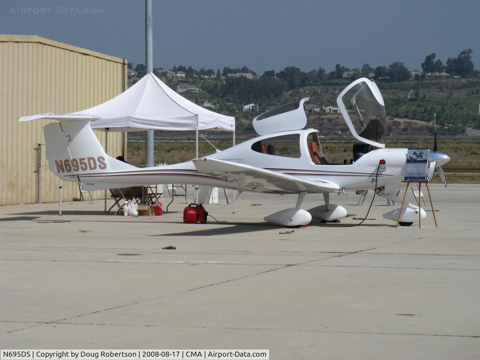 N695DS, 2007 Diamond DA-40 Diamond Star C/N 40.865, 2007 Diamond DA-40-180 DIAMOND STAR, Lycoming IO-360-M1A+ 180 Hp