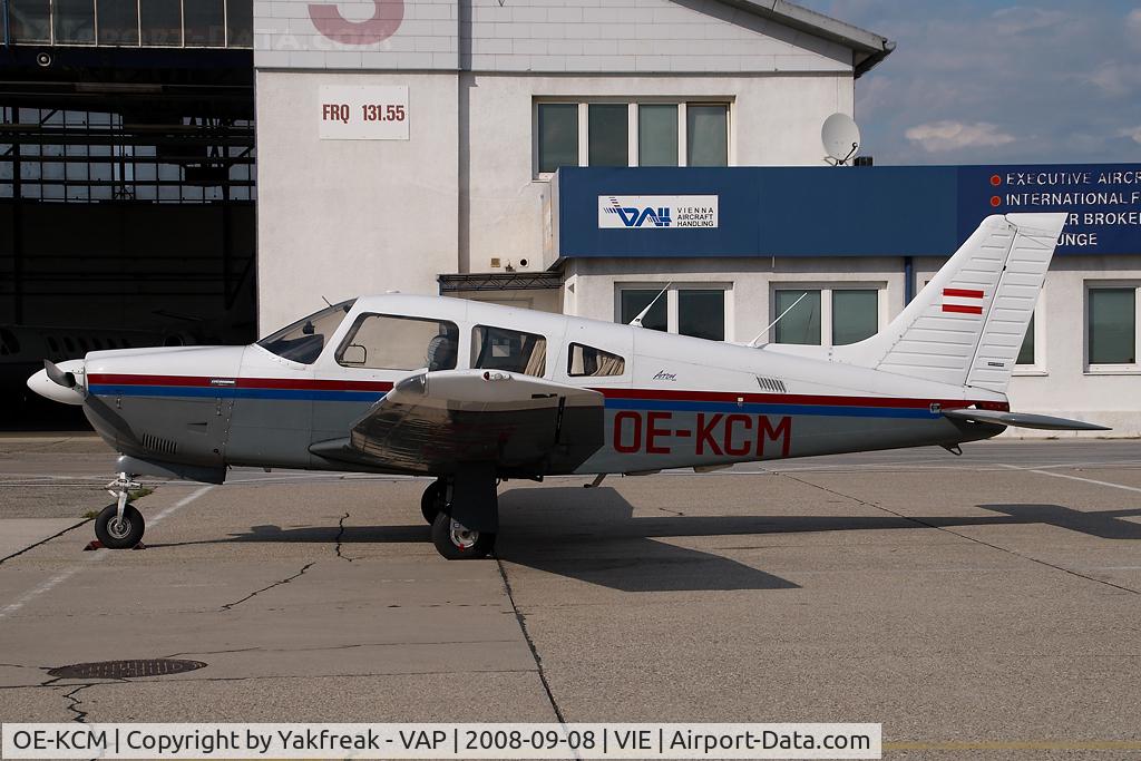 OE-KCM, Piper PA-28R-201 Cherokee Arrow III C/N 2837041, Piper 28