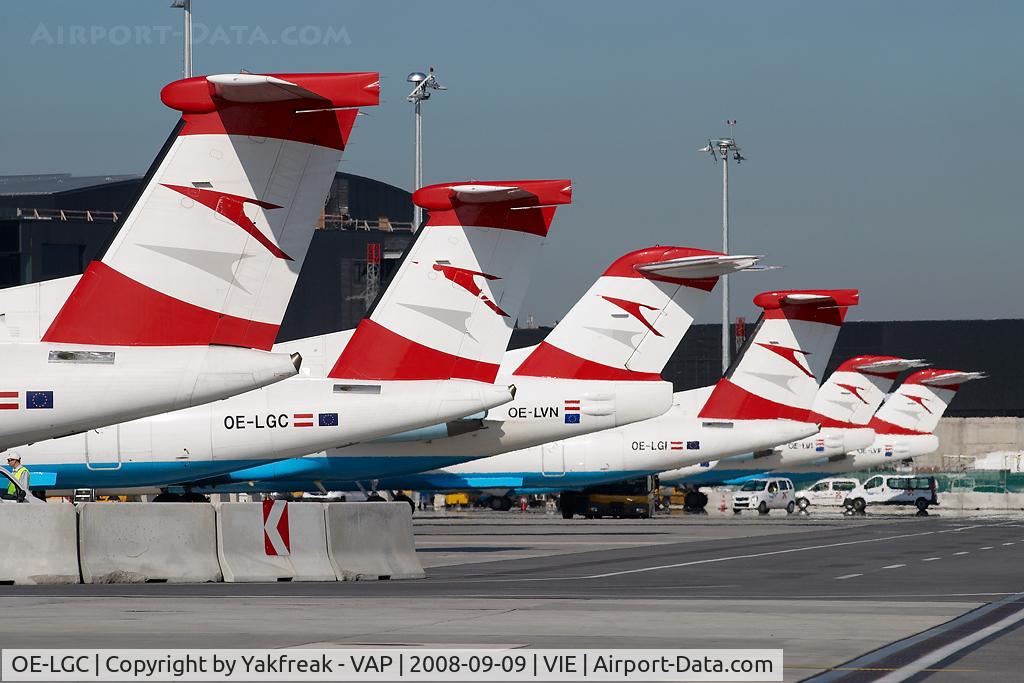 OE-LGC, 2000 De Havilland Canada DHC-8-402Q Dash 8 C/N 4026, Austrian Arrows Dash 8