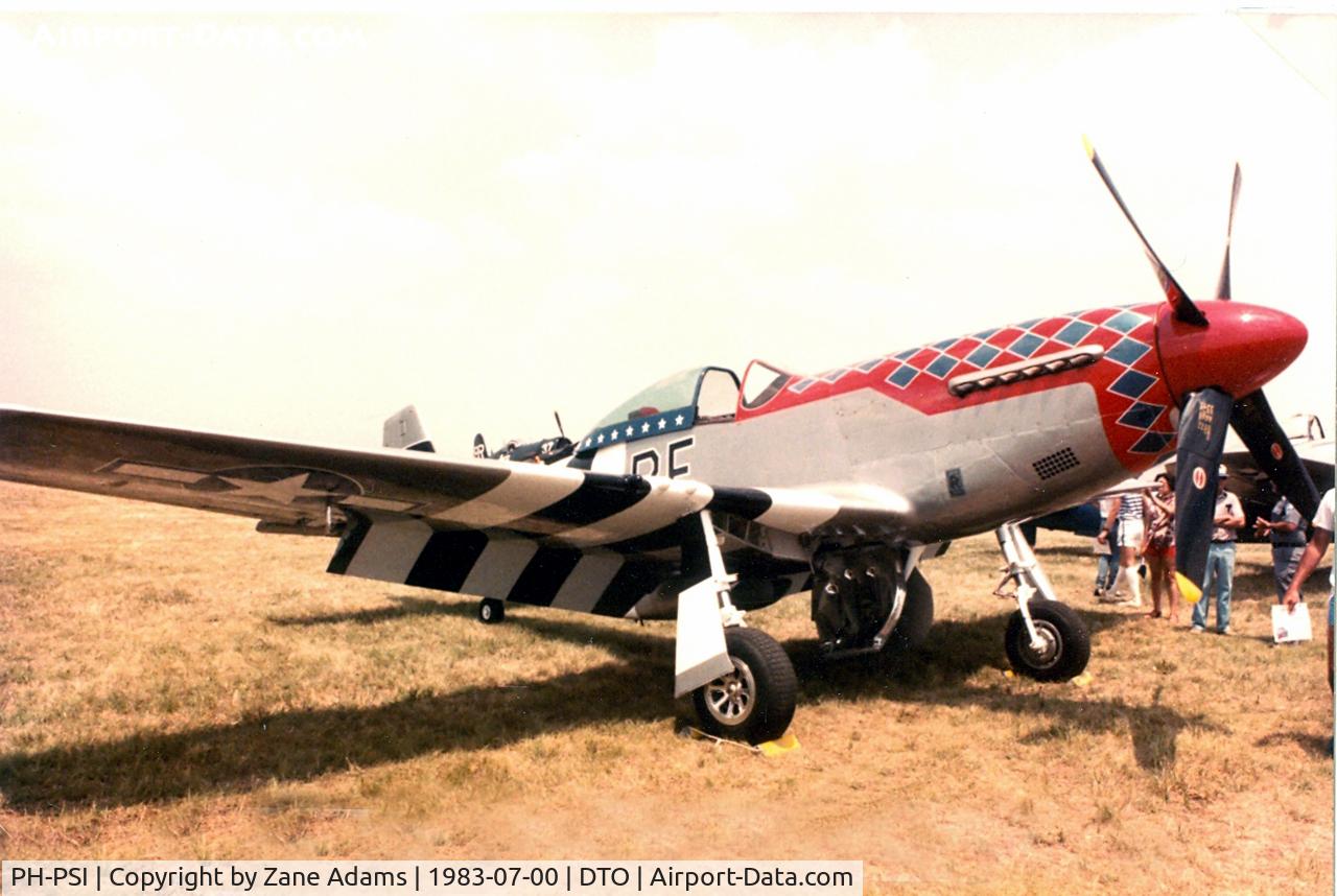 PH-PSI, 1945 North American P-51D Mustang C/N 122-40965, At the Denton CAF Airshow